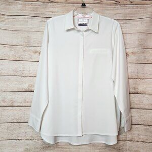 Modern Ambition Travel Shirt Women's M Delightfully Technical White Button Up